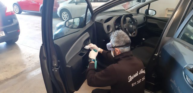 desinfección-coche-alquiler-menorca