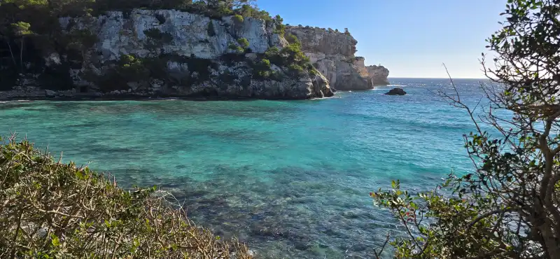 Vista de la Cala Macarella