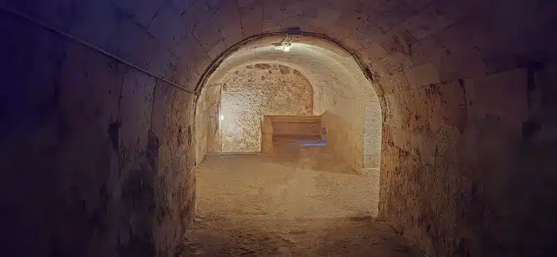 Interior de la Fortaleza de la Mola