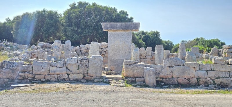 Talayot y restos arqueológicos del patrimonio histórico menorquín
